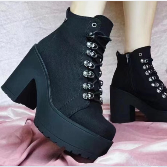 BOTINES